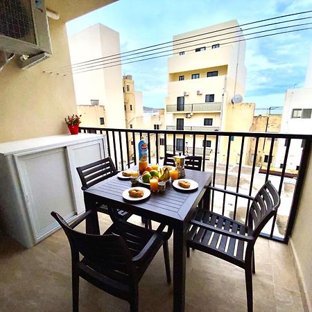 Sea Bliss Apartments With Terrace Just Off Seafront In St Paul'S Bay - By Getawaysmalta San Pawl il-Baħar Eksteriør bilde